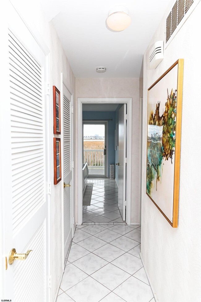 Building Photo - 12 Gull Cove