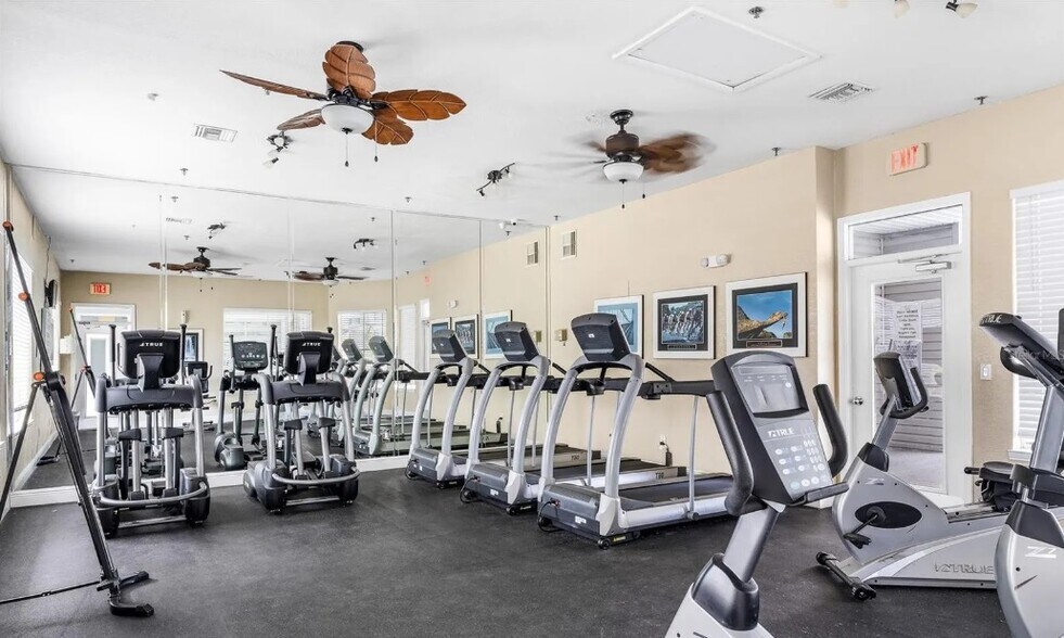 Cardio Room - 2612 Grassy Point Dr