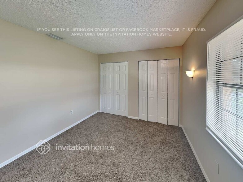 Building Photo - 966 Sunshine Way SW