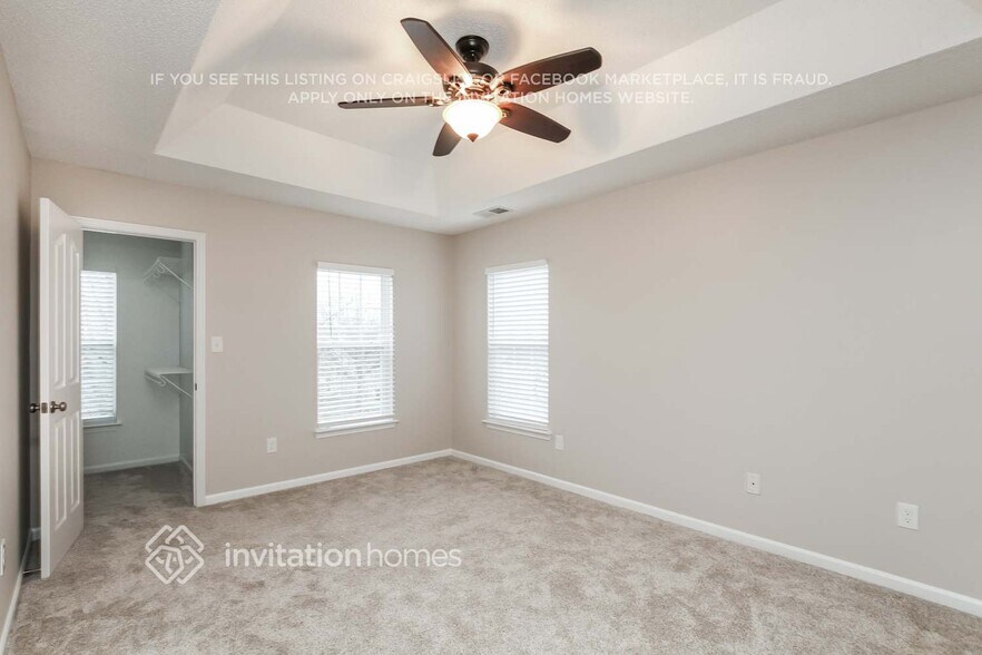 Building Photo - 128 Hampshire Dr