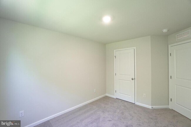 Building Photo - 148 Bell Ct