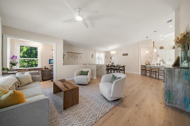 Building Photo - 109 Peterson Ln