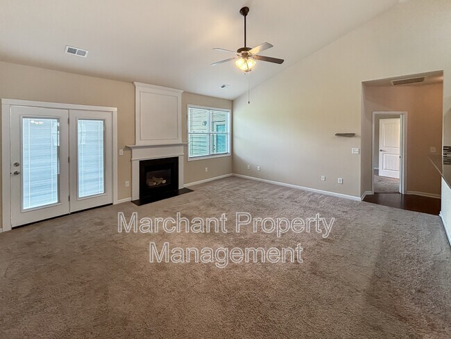 Building Photo - 159 Waltzing Vine Ln