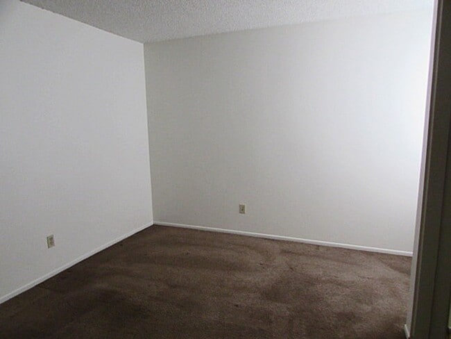 Building Photo - 3 BR/2BA | Newly Renovated Single Family Home | 1-Car Covered Parking | Front yard!