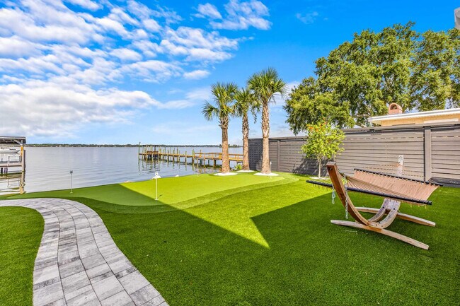 Building Photo - 2175 S Tropical Trail