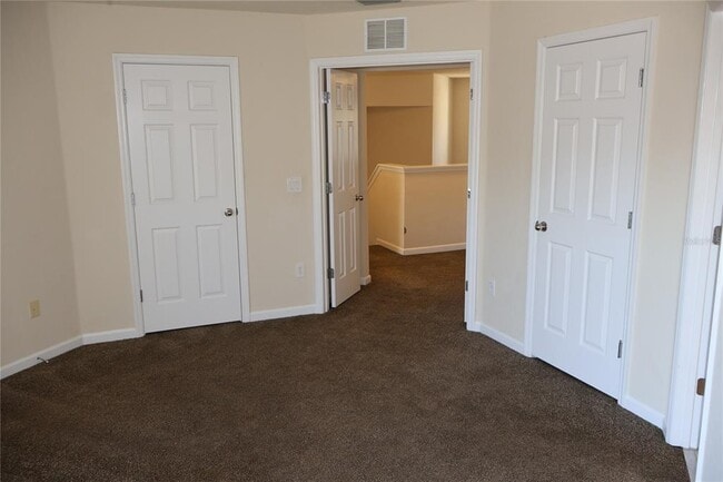 Building Photo - 4013 SW 51st Ct