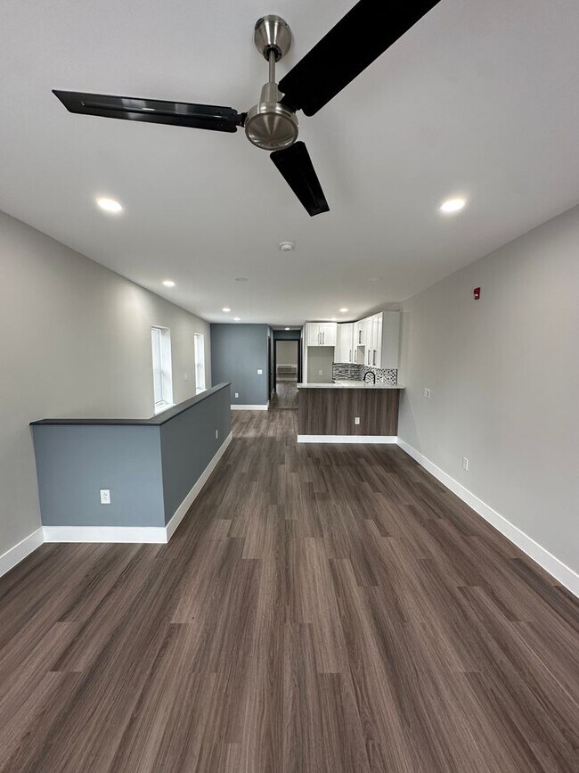 Building Photo - 3564 Ruth St