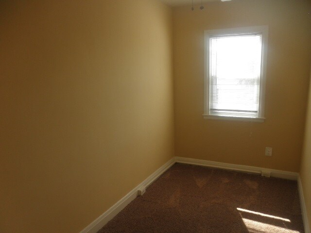 Building Photo - 311 Candry Terrace - Quaint 3 bed, 1 Â½ ba...