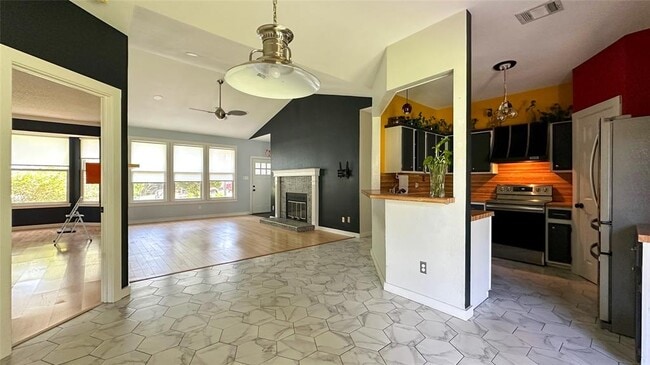 Building Photo - 1713 Pheasant Roost