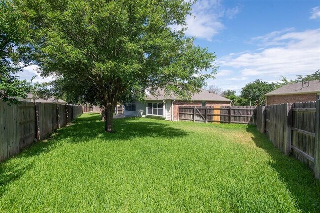 Building Photo - 3343 Alexander Valley Cove