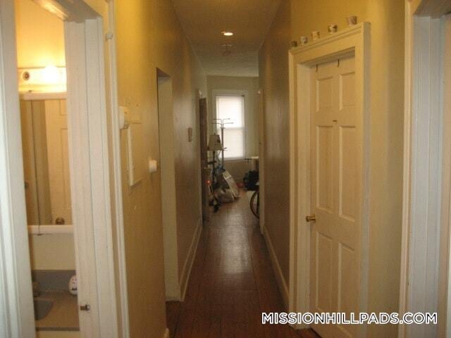 Building Photo - 101.5 Calumet St