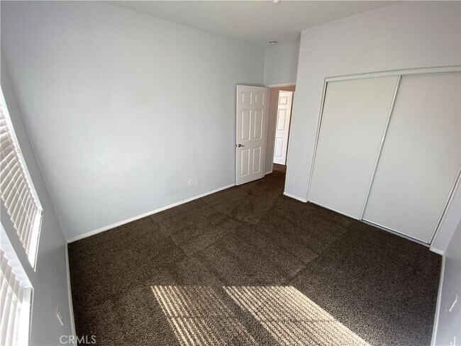 Building Photo - 15651 Vista Way