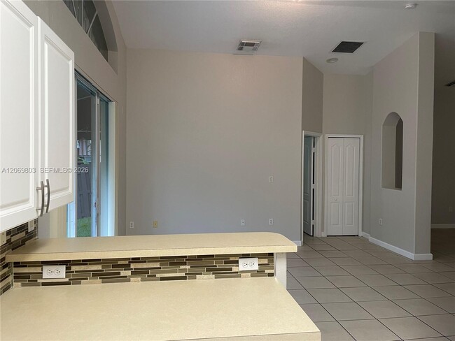 Building Photo - 2296 SW 156th Ct
