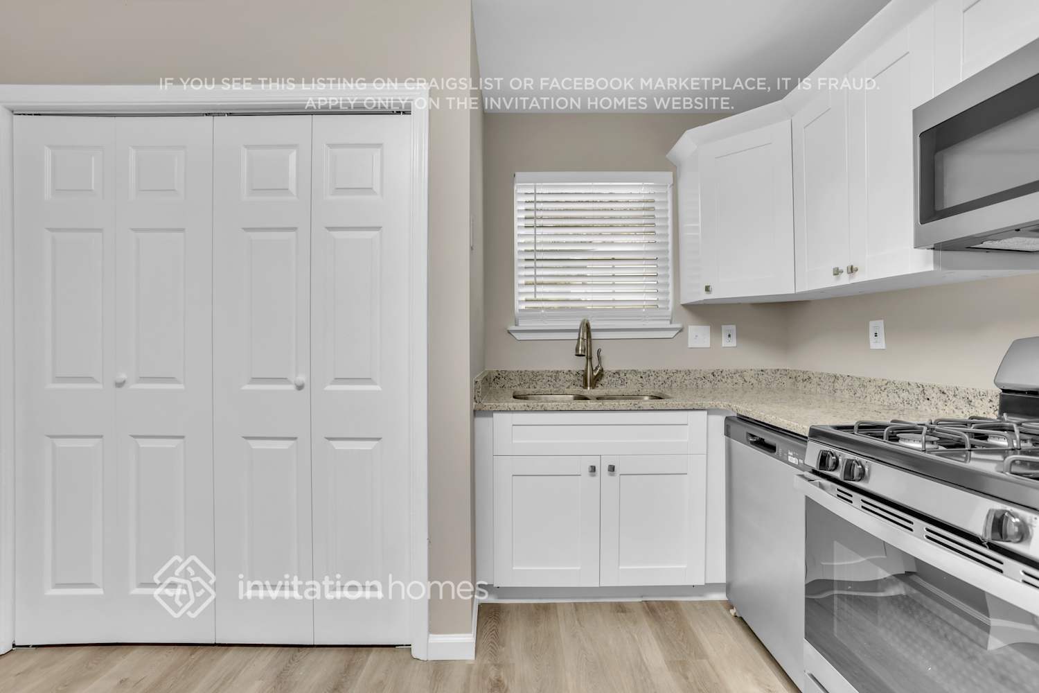 Building Photo - 7097 Stonecreek Dr