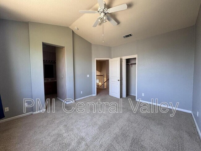 Building Photo - 2044 London Ave