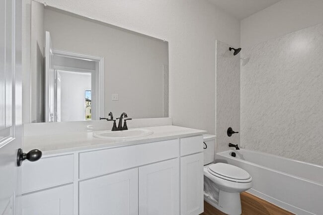 Building Photo - Brand New 4 Bed / 3 Bath Home for Rent Mod...