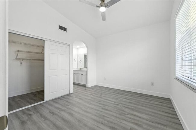 Building Photo - 18650 SW 28th Ct