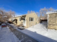 Building Photo - 2 Bedroom Home Available Near E Platte Ave...