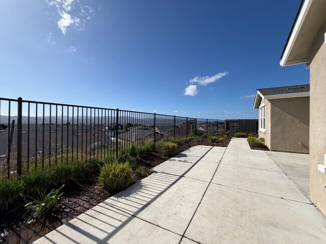 Building Photo - Beautiful Purisima Hills Home