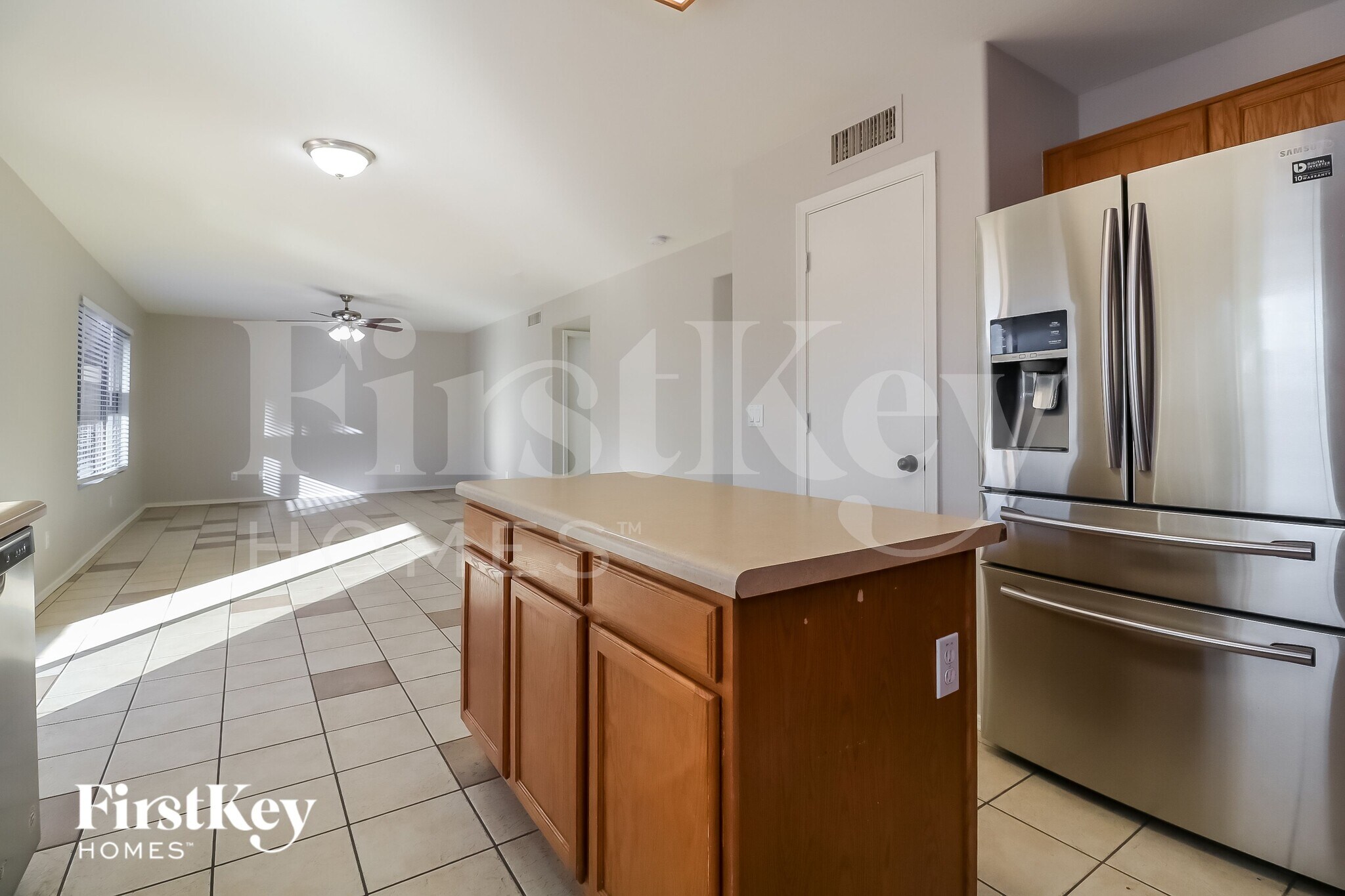 Building Photo - 15953 W Monroe St