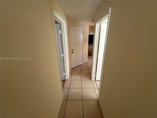Building Photo - 2997 SW 179th Ave