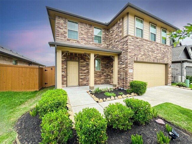 Building Photo - 2206 Islawild Wy