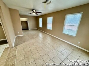 Building Photo - 146 Stapleton St