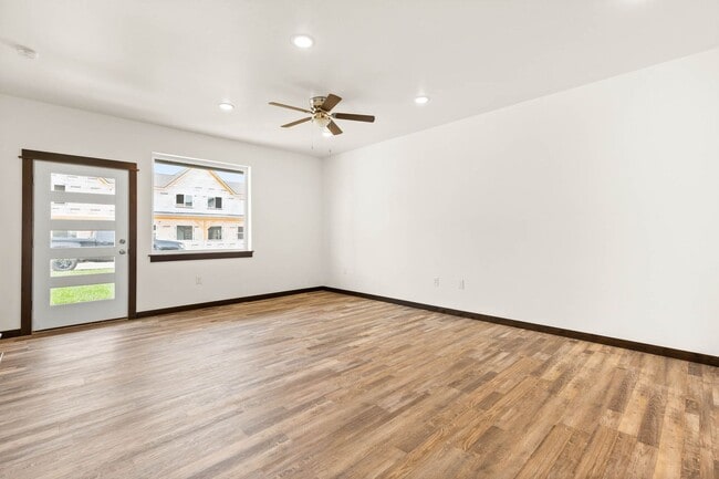 Building Photo - 2-Story Urban Triplex at a modern community featuring 3 Bedrooms 2.5 Bathrooms