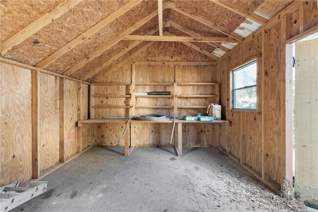 Building Photo - 2026 Harwinor Rd SE