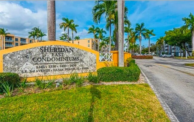 Building Photo - 1341 SE 3rd Ave