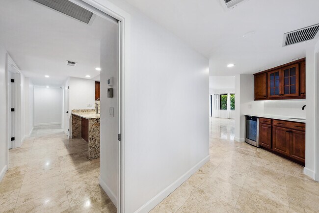 Building Photo - 1141 Marine Way E