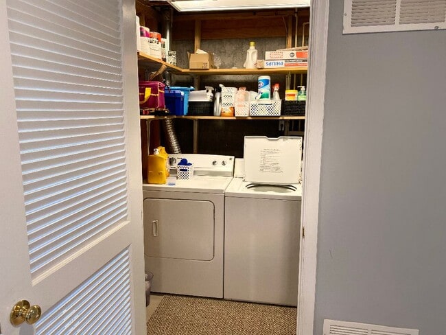 Building Photo - 41889 Precious Square