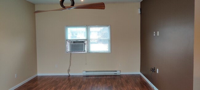 Building Photo - 2504 Levans Rd