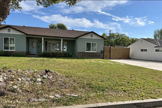 Building Photo - Beautifully Updated Ontario Home with Private Backyard, Fruit Trees, EV Charging & In-Unit Laundry