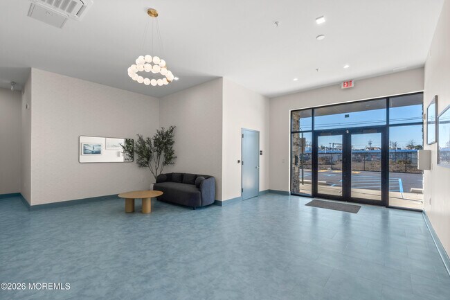 Building Photo - 180 Morris Ave