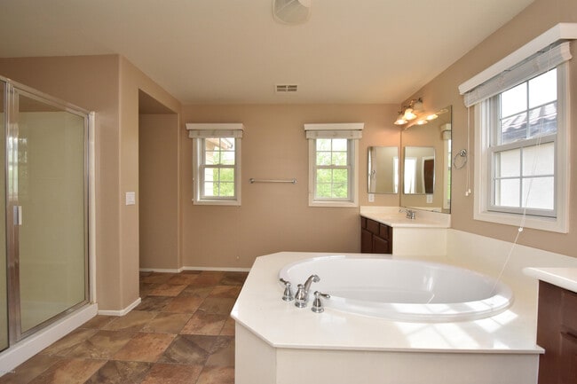 Building Photo - 4757 E Woodside Way