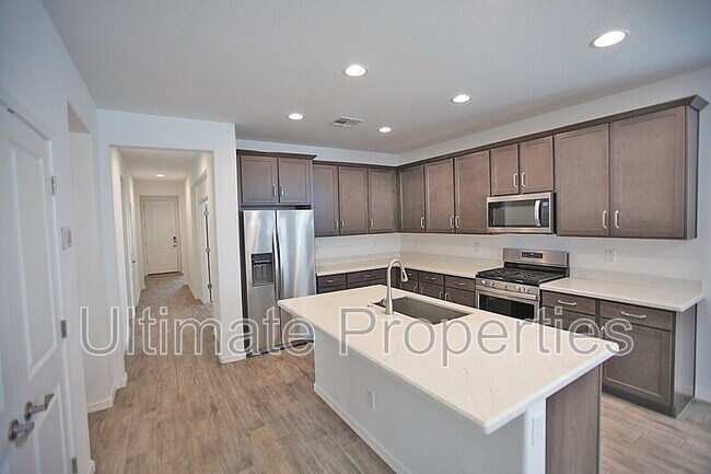 Building Photo - 12624 W Nogales Dr