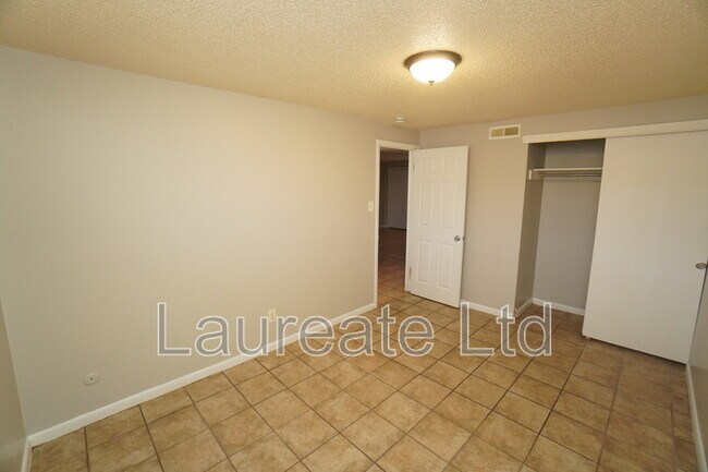 Building Photo - 1124 Rosemary St