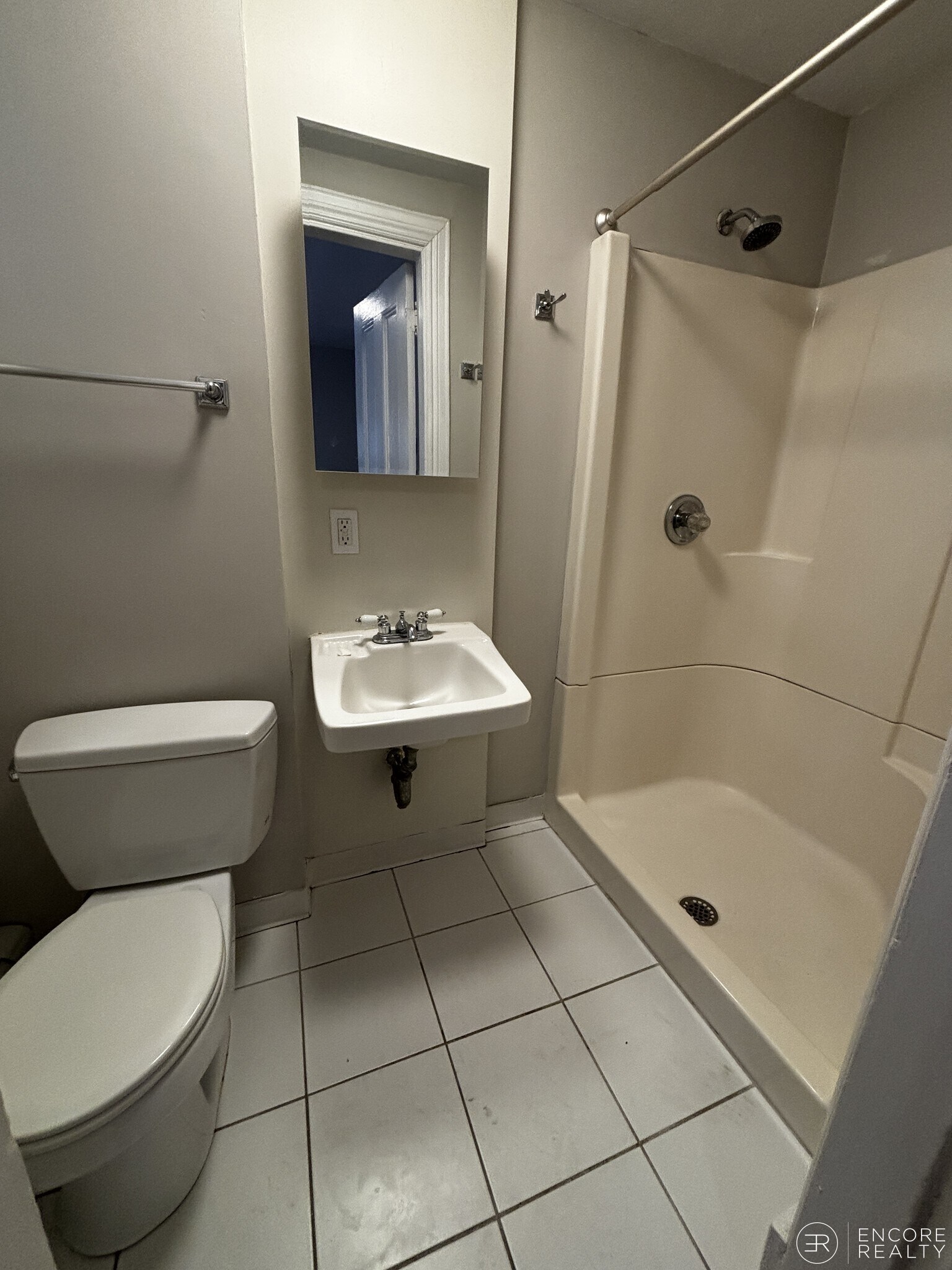 Building Photo - 63 Dana St