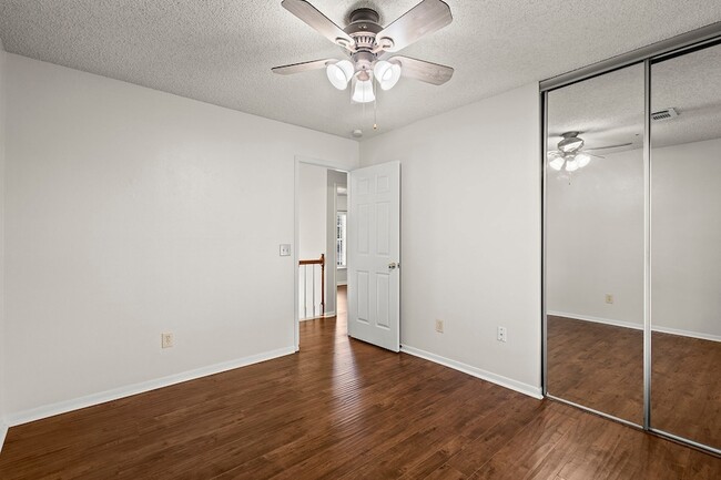 Building Photo - 22919 Garden Canyon Dr