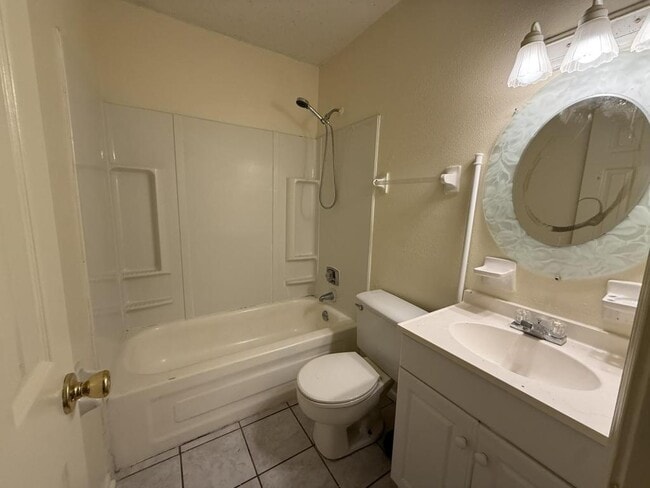 Building Photo - 1621 42nd St