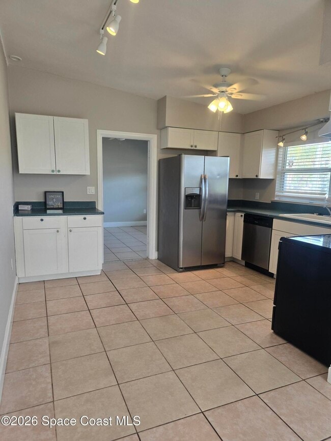 Building Photo - 910 S Orlando Ave