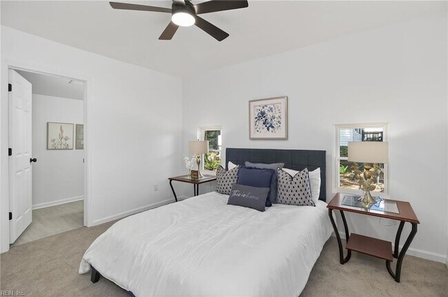 Building Photo - 13648 Track Ln