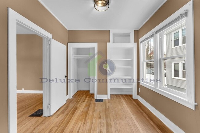 Building Photo - 655 High St SW