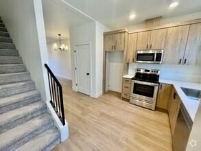 Building Photo - TWO WEEKS FREE RENT! Move-in Special! BRAN...