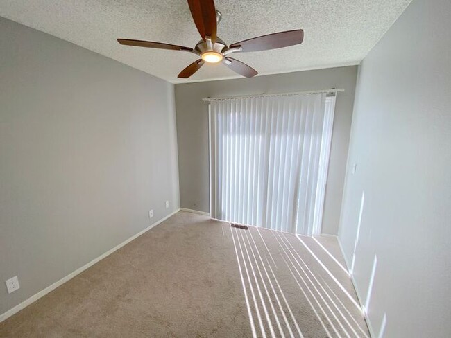 Building Photo - 3 Bedroom Townhouse North Reno - 2 Car Att...