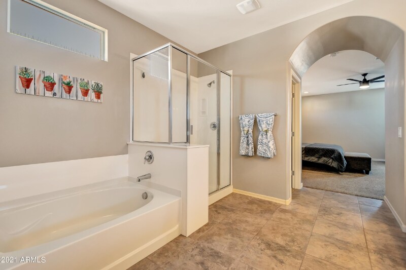 Building Photo - 4164 E Toledo St