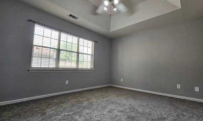 Building Photo - 5528 Bridge Pointe Dr