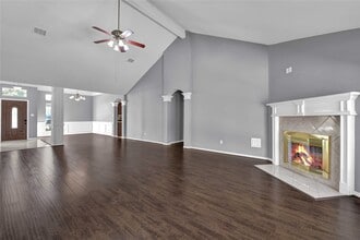 Building Photo - 27186 Kings Manor Dr S