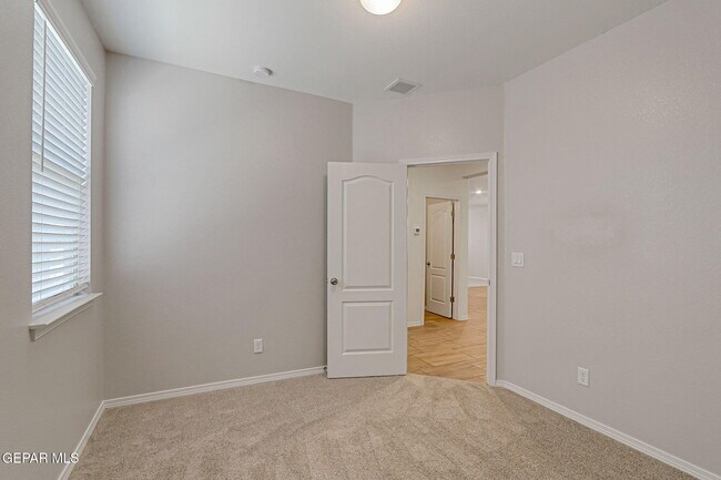 Building Photo - 1017 Vernon L Butler Pl
